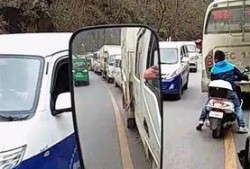 新疆堵车最新爆料,最新路况实时更新